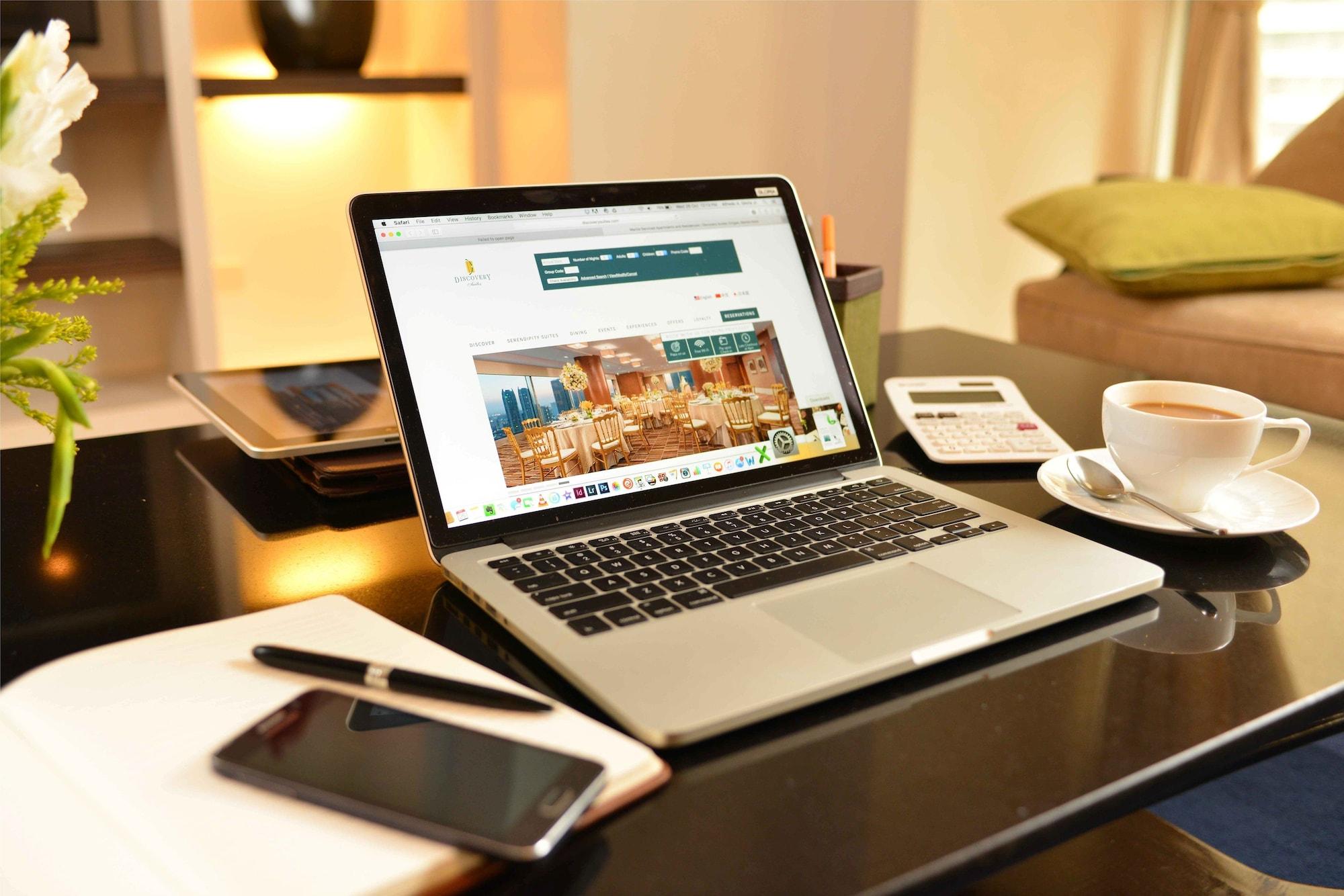 Discovery Suites Manila, Philippines Pasig City Buitenkant foto