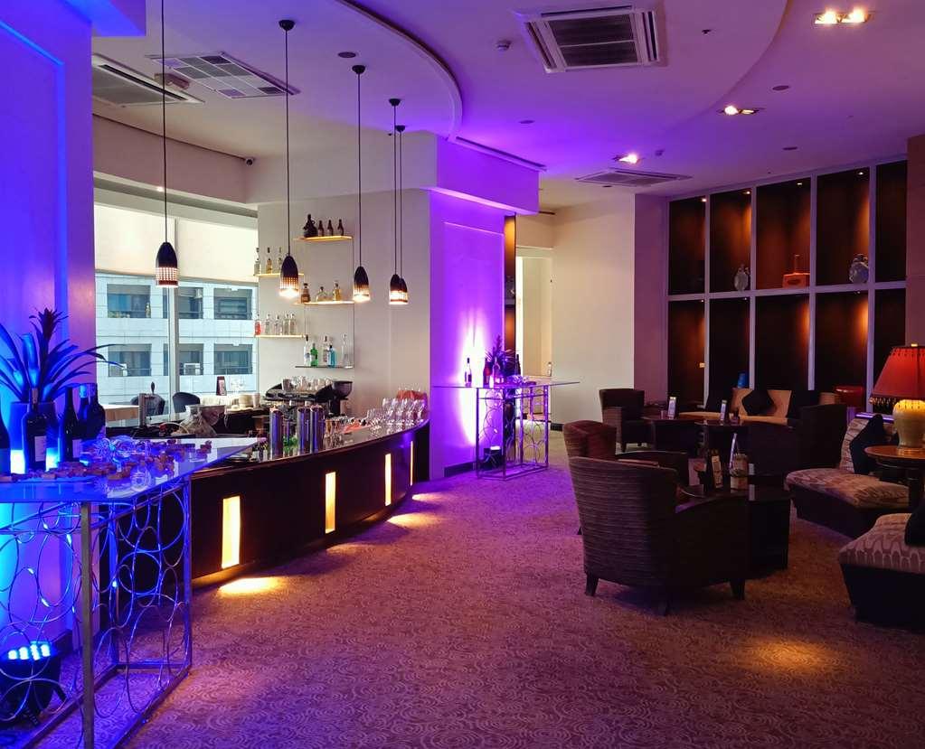 Discovery Suites Manila, Philippines Pasig City Restaurant foto