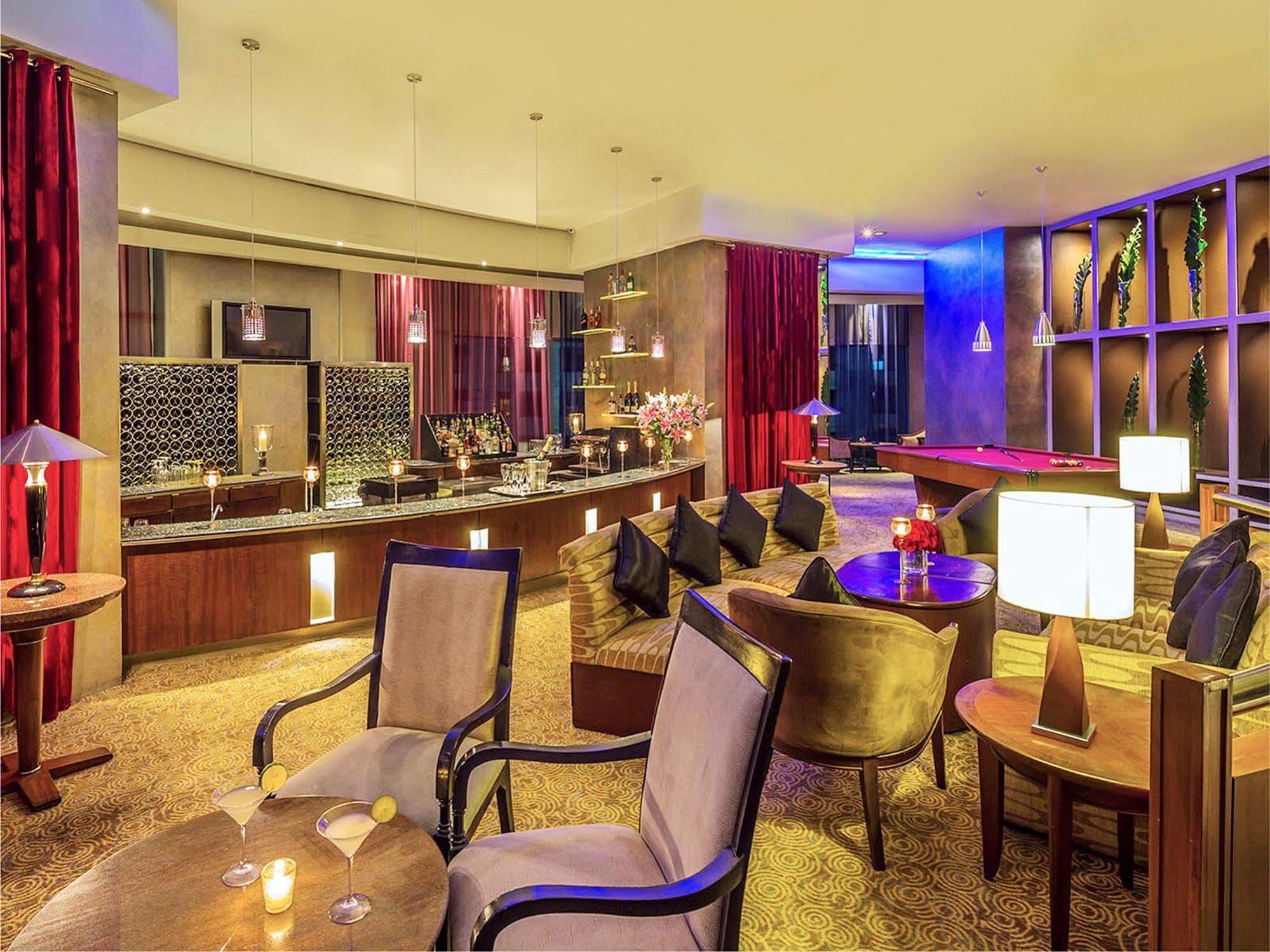 Discovery Suites Manila, Philippines Pasig City Buitenkant foto
